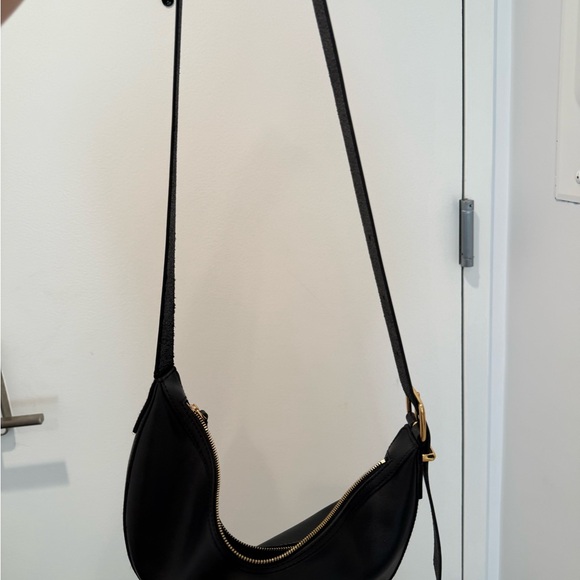 Madewell Handbags - Madewell Black Leather Shoulder Bag